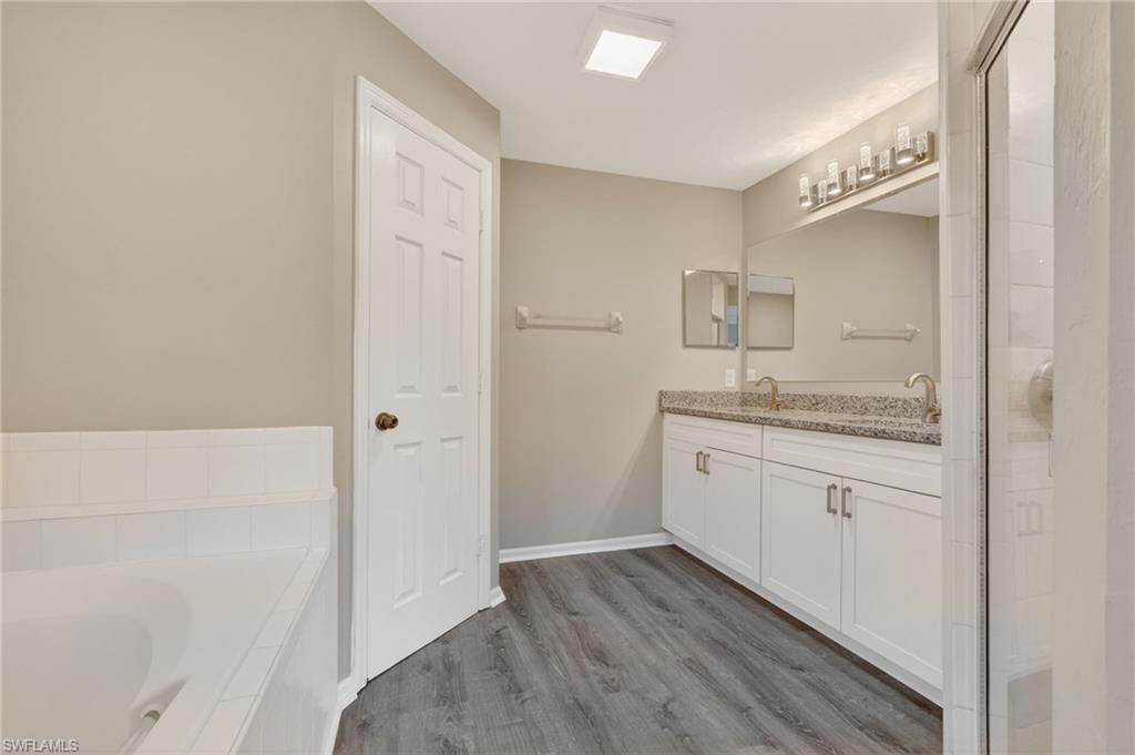 409 NE 25th Ter, Cape Coral, FL 33909 Photo