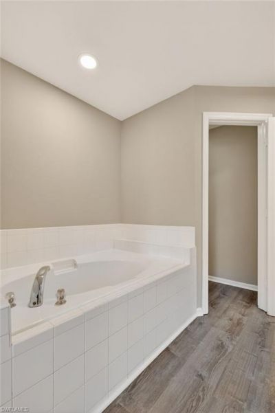409 NE 25th Ter, Cape Coral, FL 33909 Photo