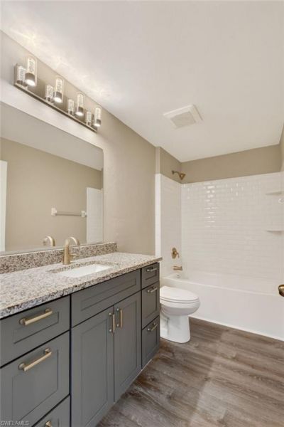 409 NE 25th Ter, Cape Coral, FL 33909 Photo