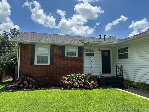6112 E 21st Street , Tulsa, OK 74114