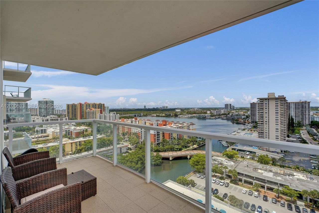 230 174th St, Unit 2112, Sunny Isles Beach, FL 33160 Photo