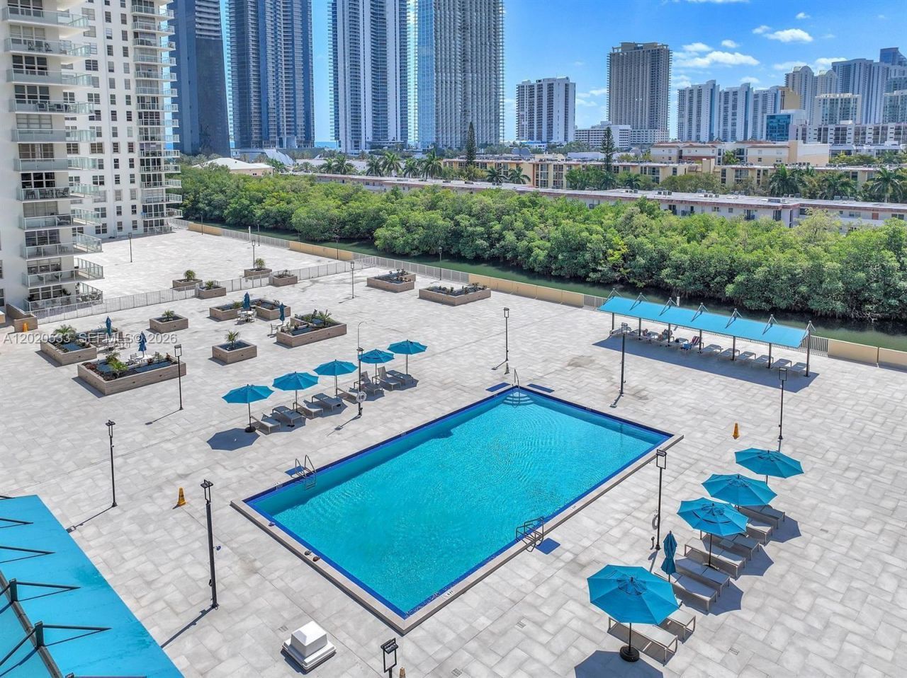 230 174th St, Unit 2112, Sunny Isles Beach, FL 33160 Photo