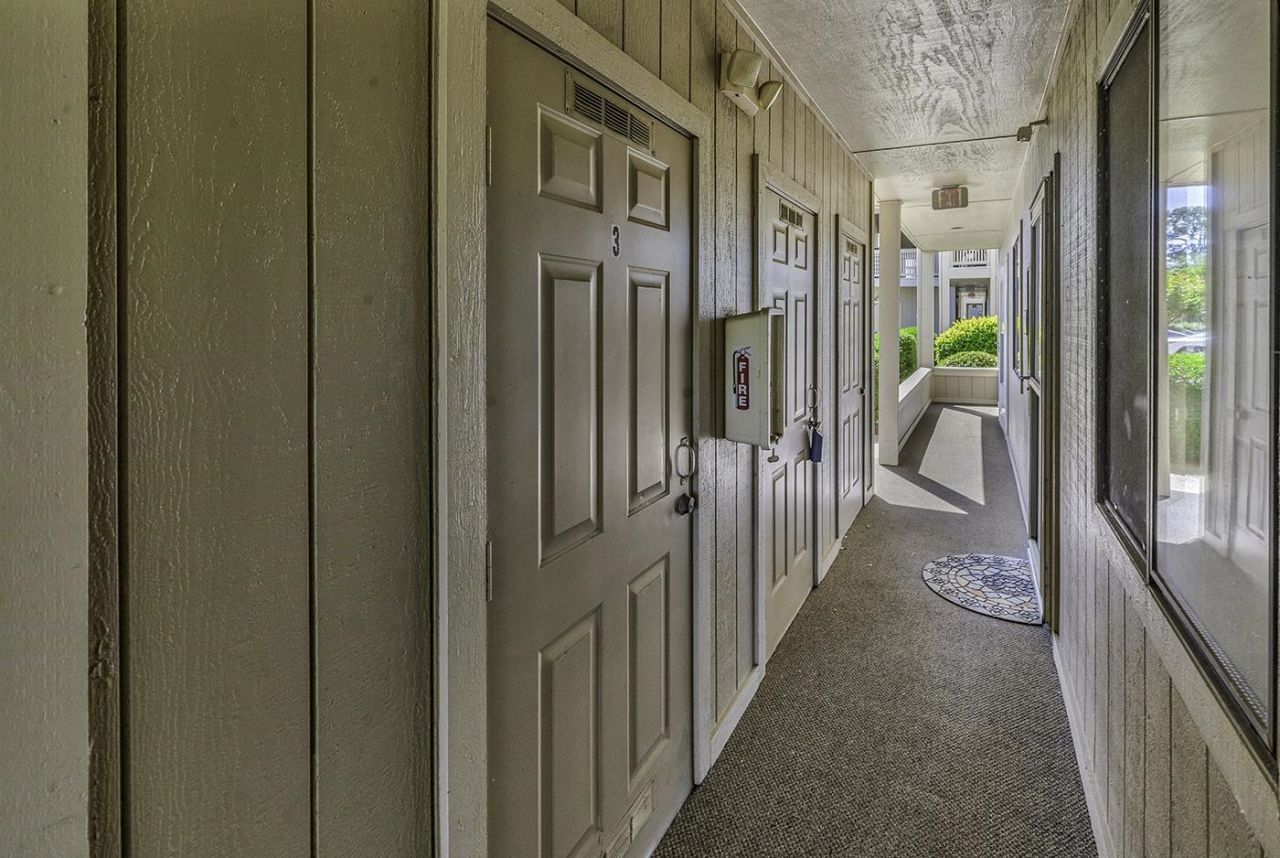 4274 Pinehurst Circle  Photo 28