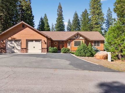 205 Top Of The West Drive, Lake Almanor, CA 96020 Photo