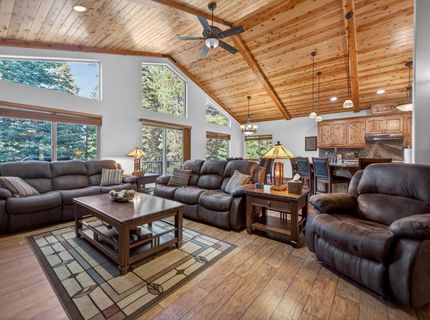 205 Top Of The West Drive, Lake Almanor, CA 96020 Photo