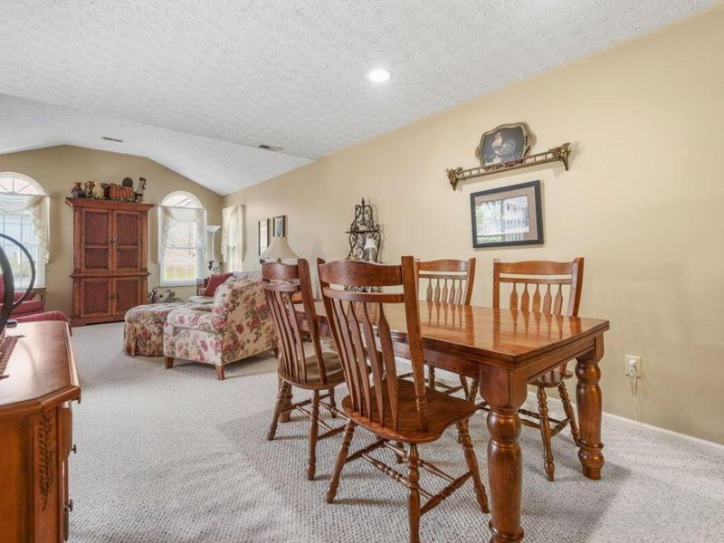 285 Villa Oaks Lane , Columbus, OH 43230 Photo 11
