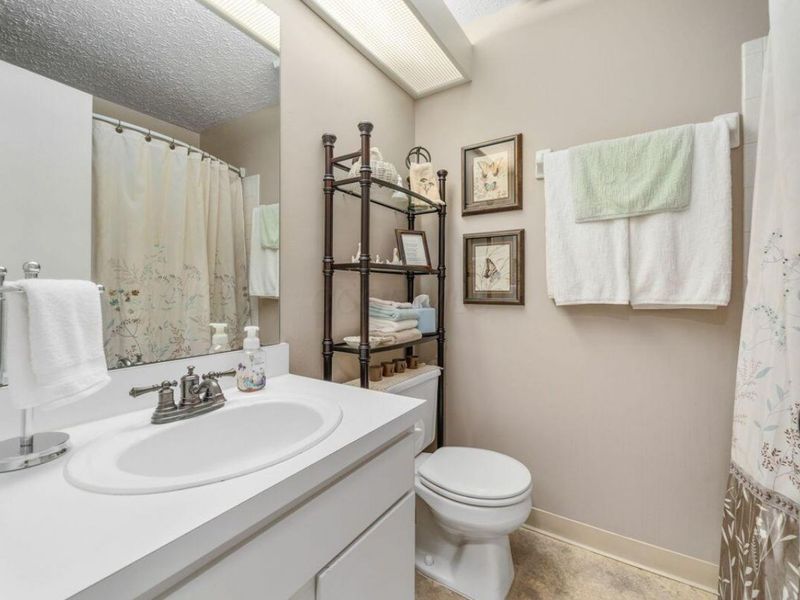 285 Villa Oaks Lane , Columbus, OH 43230 Photo 33