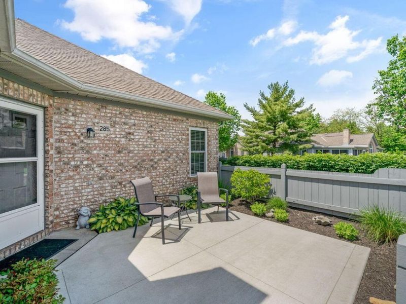 285 Villa Oaks Lane , Columbus, OH 43230 Photo 37