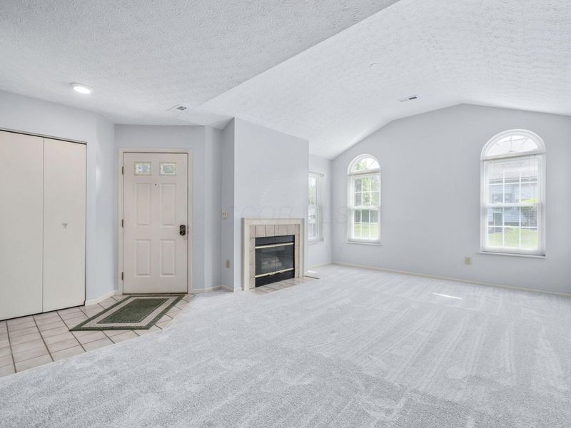 285 Villa Oaks Lane, Columbus, OH 43230 Photo 7