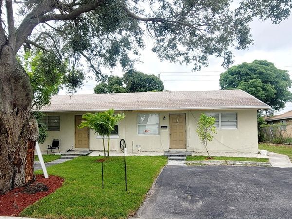 241 NE 35th Street, Unit 2, Oakland Park, FL 33334