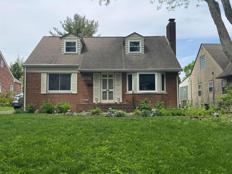 2532 Dover Road , Columbus, OH 43209 Photo 2