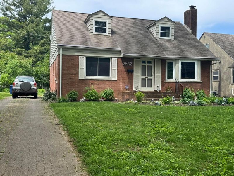 2532 Dover Road , Columbus, OH 43209 Photo 3