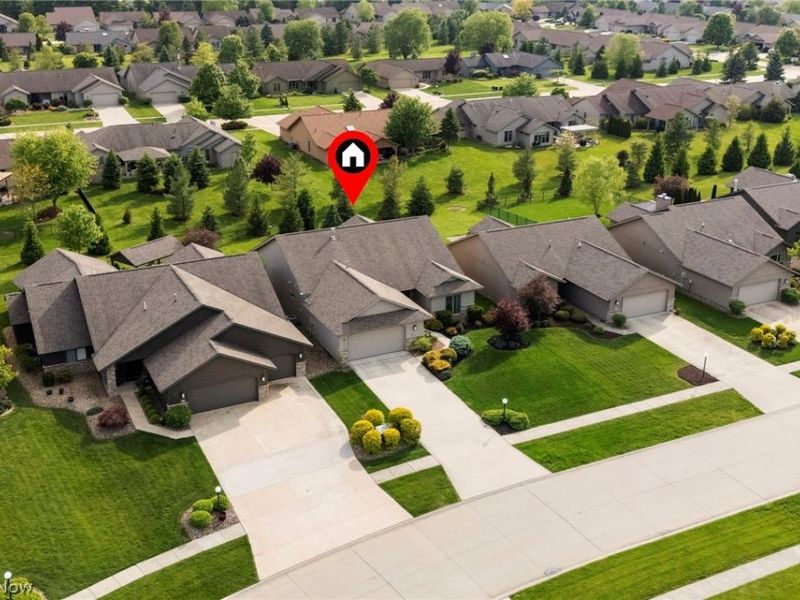 9070 Hummingbird Lane , North Ridgeville, OH 44039 Photo 5