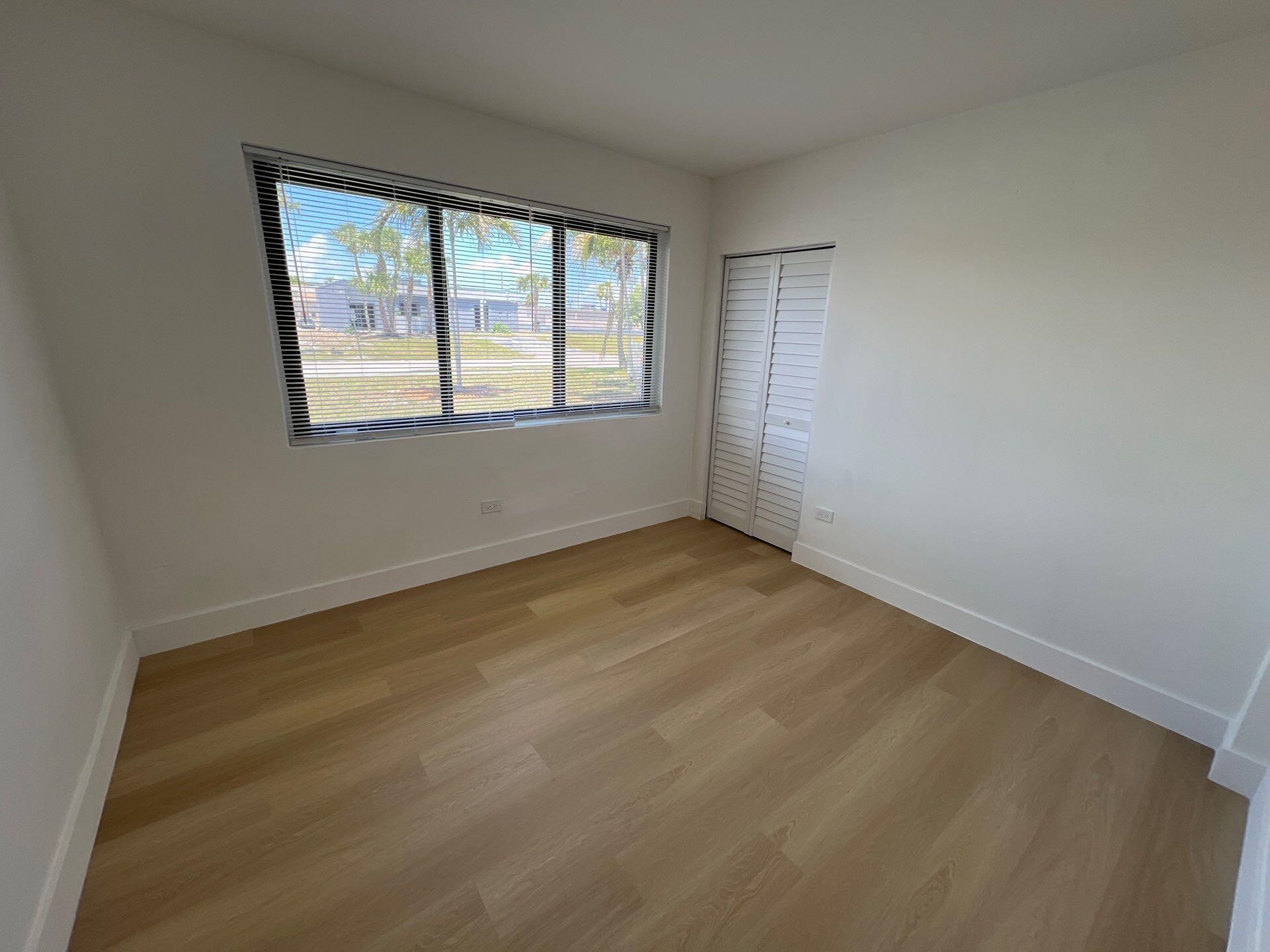 1350 NE 162nd Street, Unit 1, North Miami Beach, FL 33162 Photo
