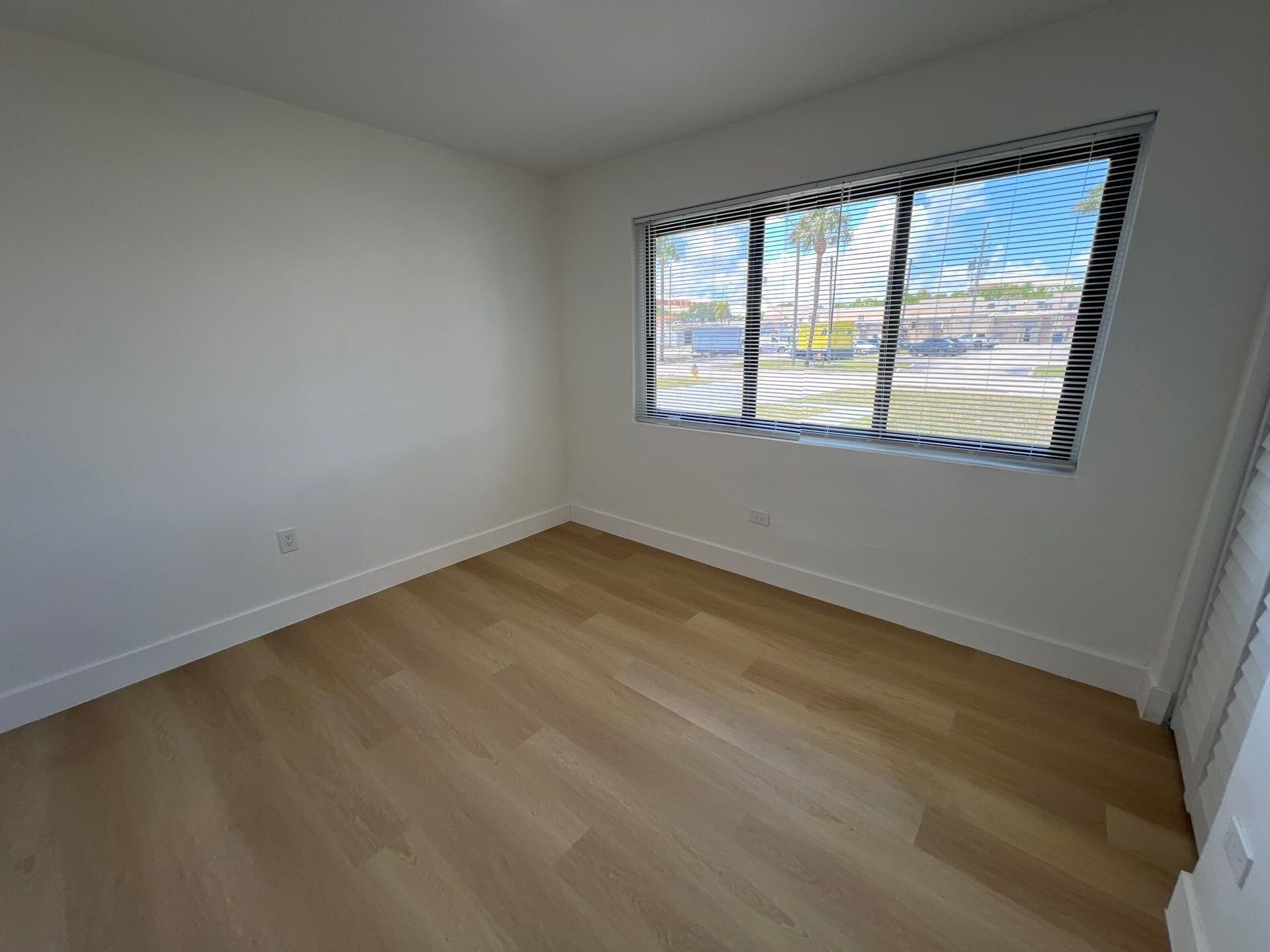 1350 NE 162nd Street, Unit 1, North Miami Beach, FL 33162 Photo