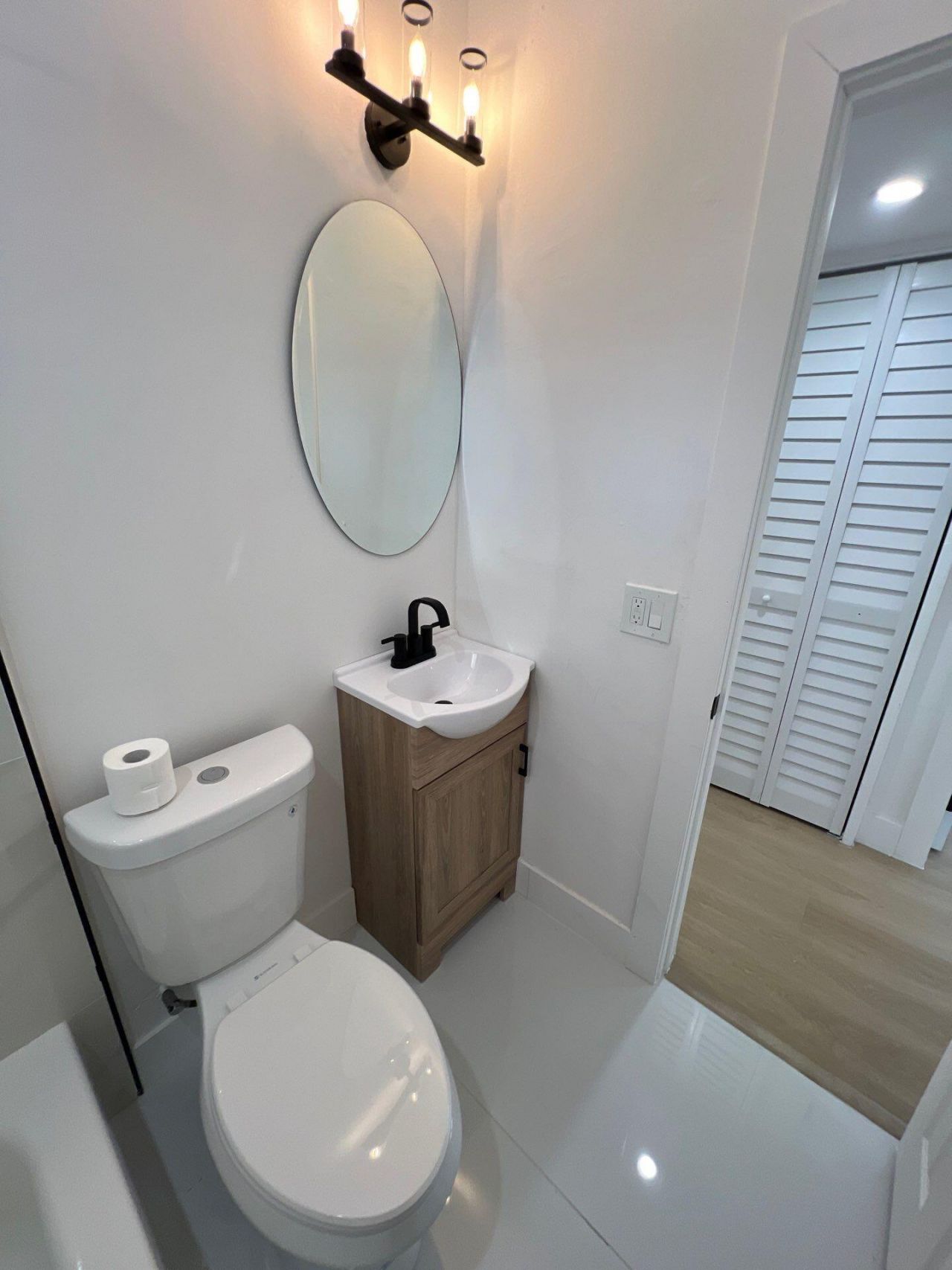 1350 NE 162nd Street, Unit 1, North Miami Beach, FL 33162 Photo