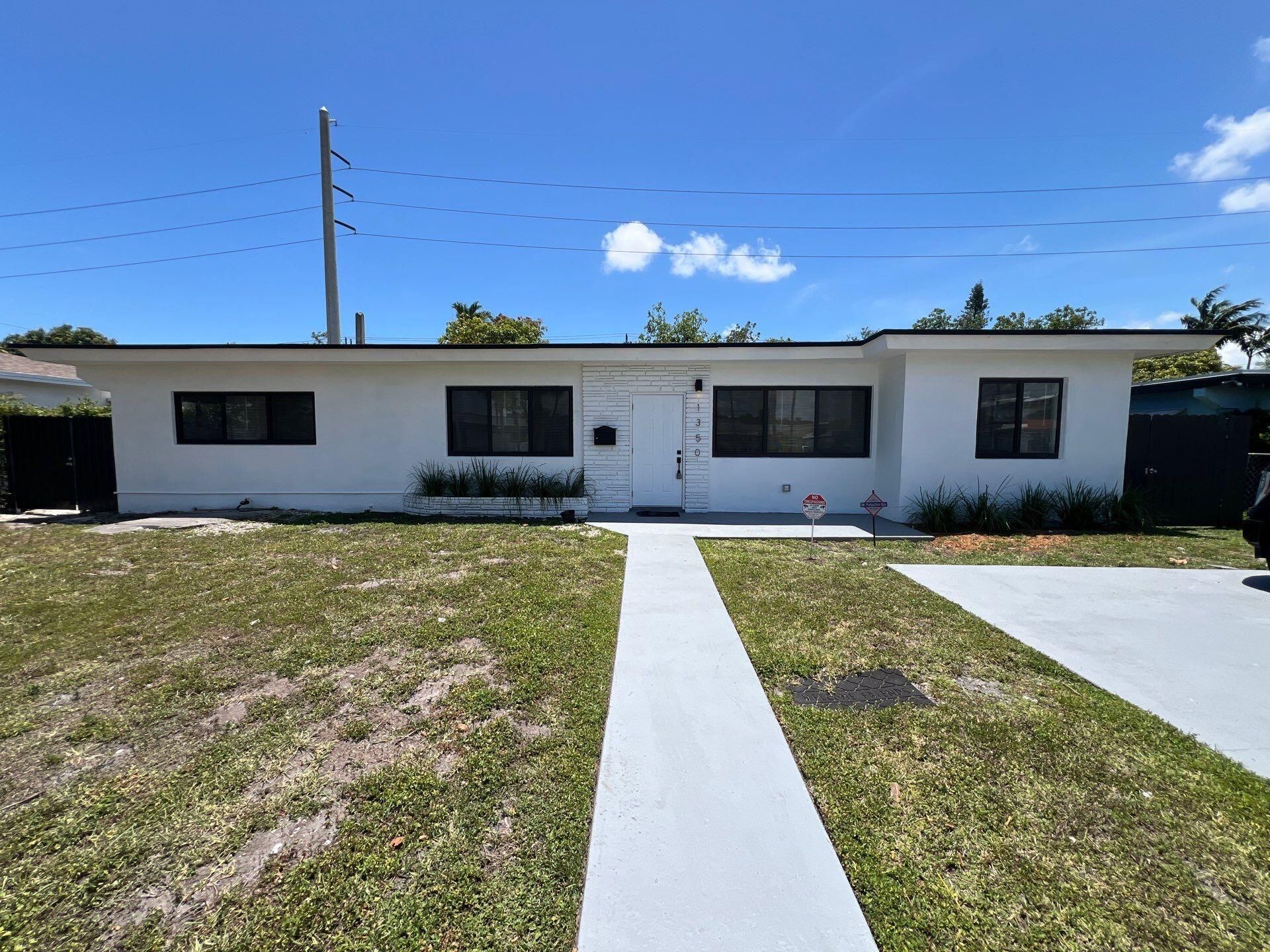1350 NE 162nd Street, Unit 1, North Miami Beach, FL 33162 Photo
