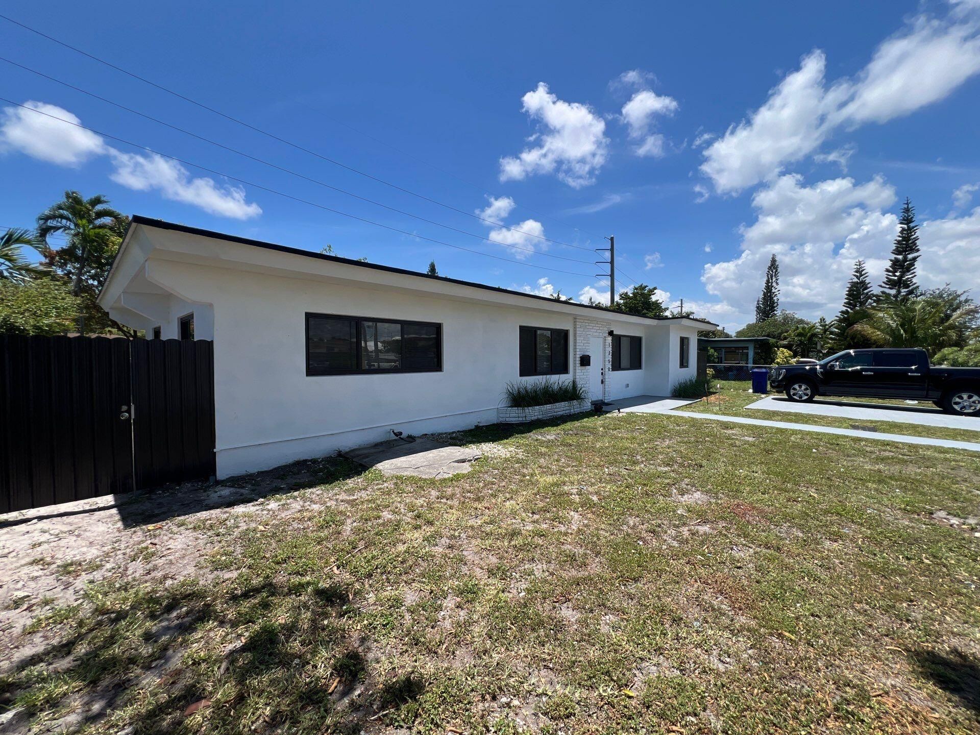 1350 NE 162nd Street, Unit 1, North Miami Beach, FL 33162 Photo