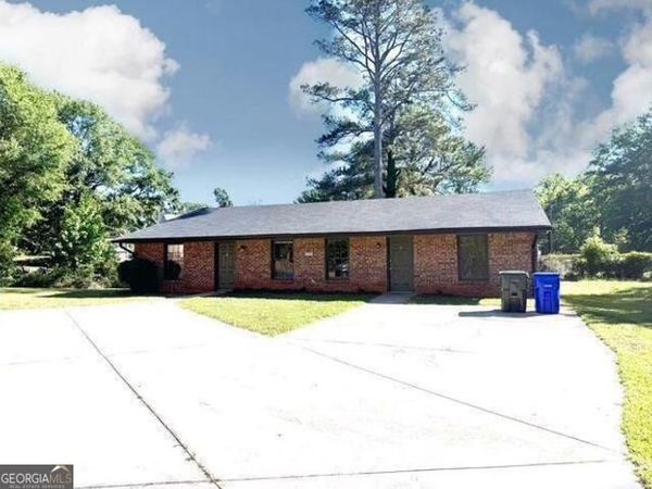 1050 Chestnut Oak Court NE, Unit A & B, Conyers, GA 30012