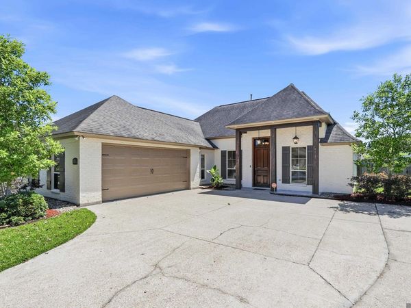 12114 Rotterdam Ave, Geismar, LA 70734