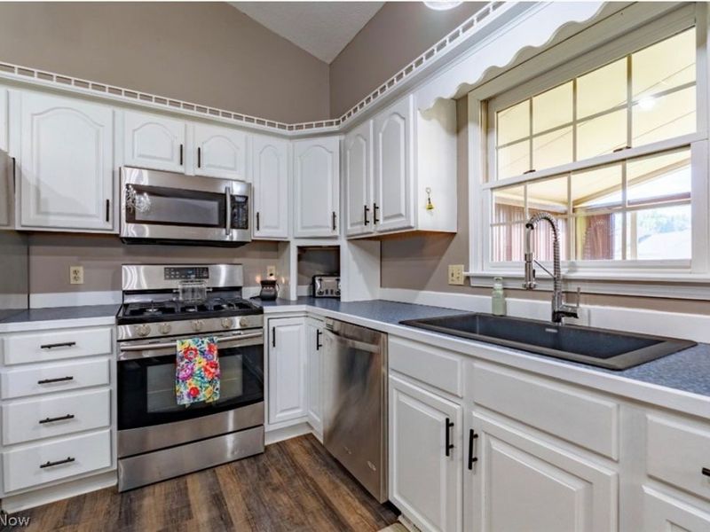 1870 Stoner Avenue NE, Massillon, OH 44646 Photo 7