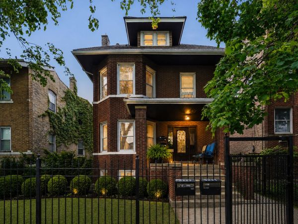 4834 N Ridgeway Avenue , Unit 3, Chicago, IL 60625