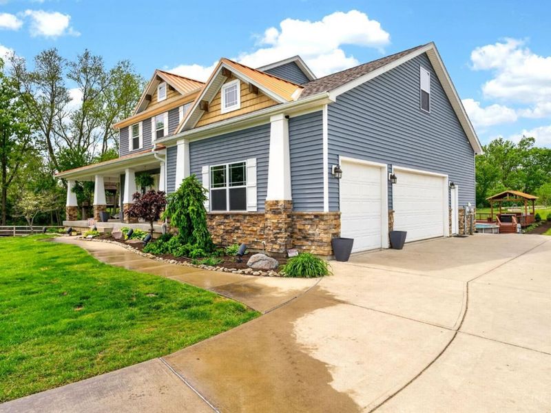 8929 Brandon Lane, Waynesville, OH 45068 Photo 4