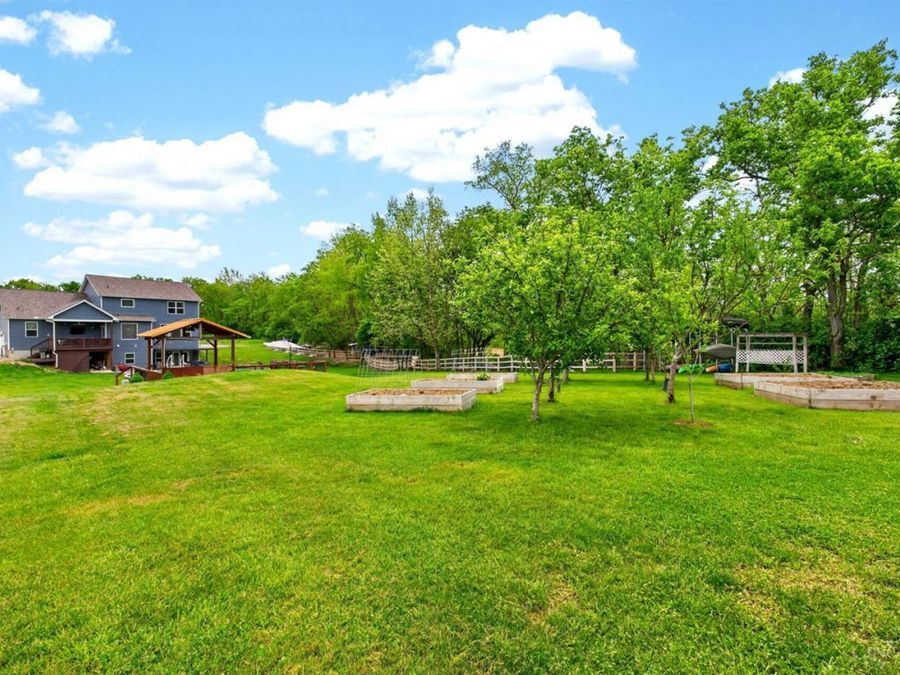 Property Image 76