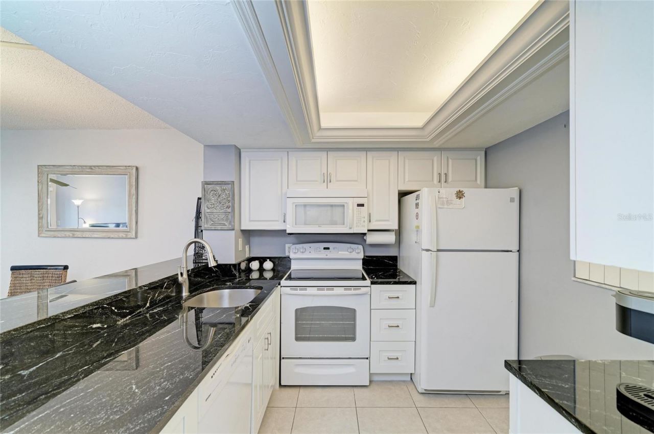 1257 S Portofino Drive, Unit 104, Sarasota, FL 34242 Photo