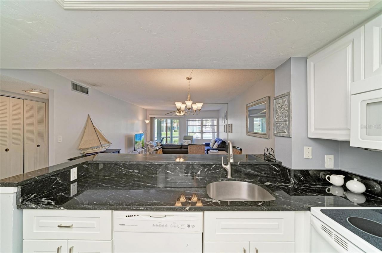 1257 S Portofino Drive, Unit 104, Sarasota, FL 34242 Photo