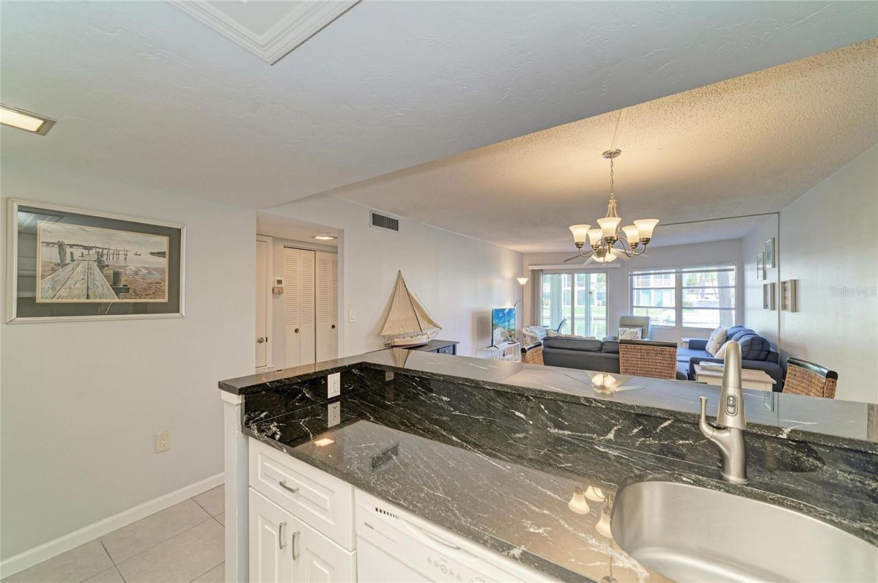 1257 S Portofino Drive, Unit 104, Sarasota, FL 34242 Photo
