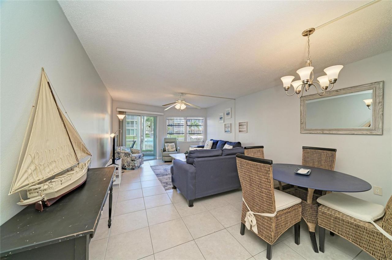 1257 S Portofino Drive, Unit 104, Sarasota, FL 34242 Photo