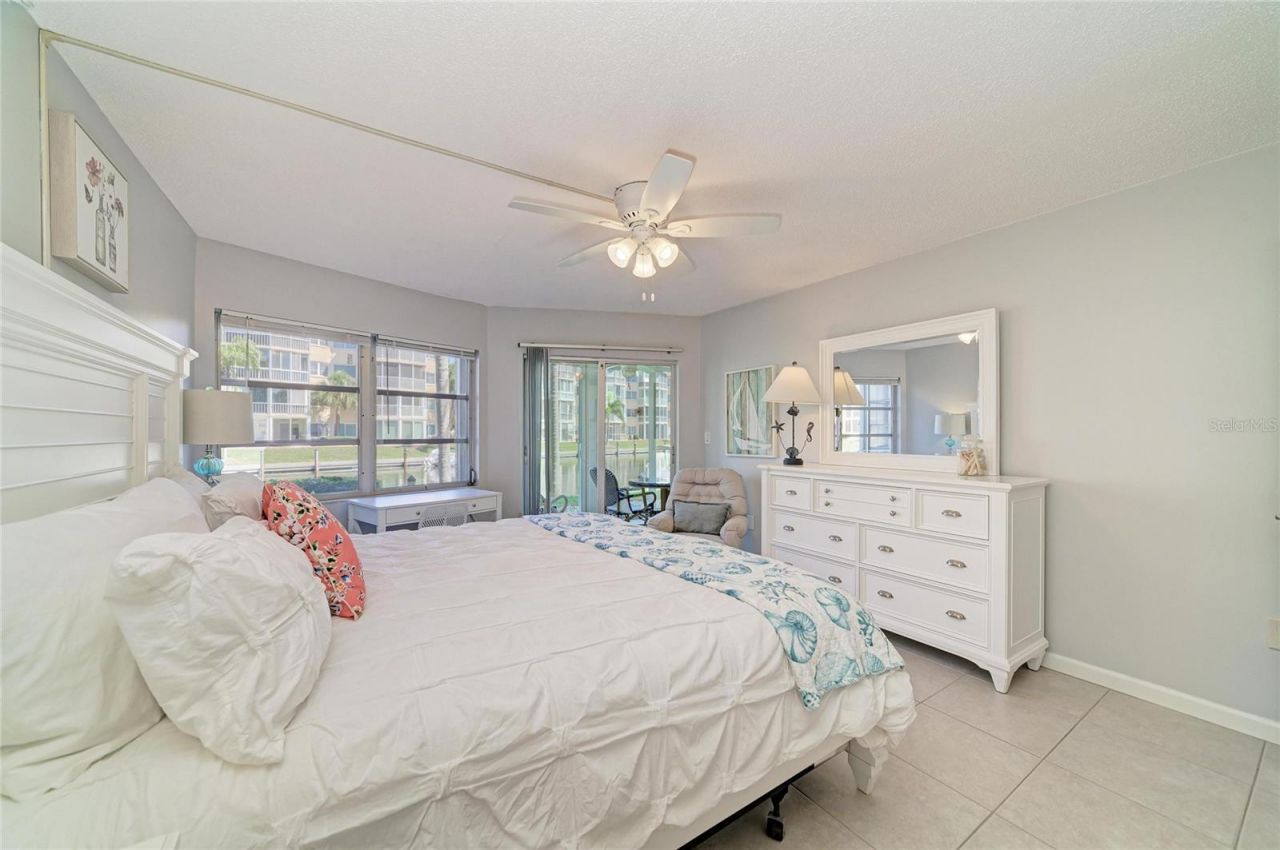 1257 S Portofino Drive, Unit 104, Sarasota, FL 34242 Photo