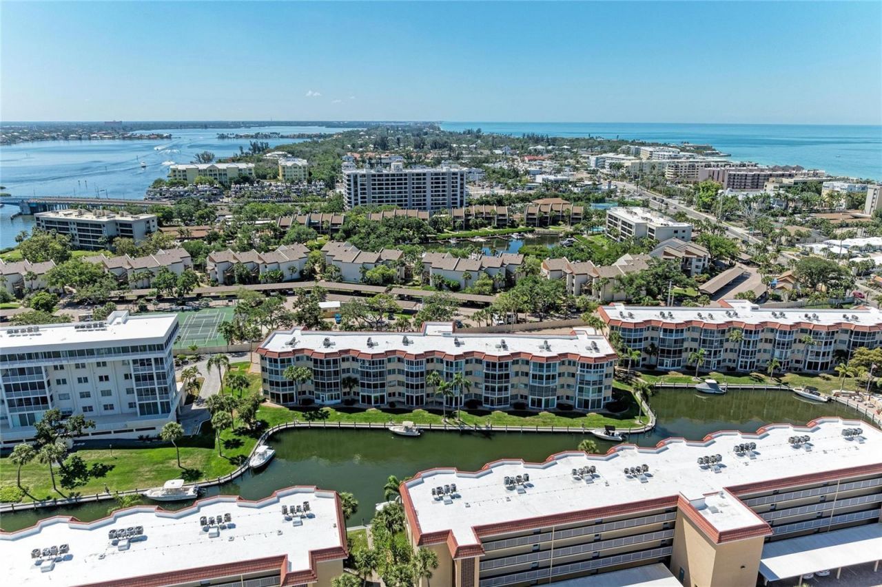 1257 S Portofino Drive, Unit 104, Sarasota, FL 34242 Photo