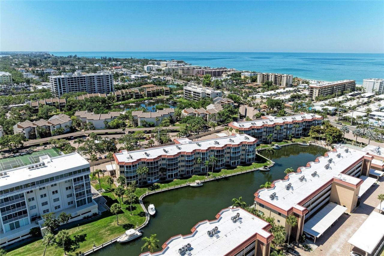 1257 S Portofino Drive, Unit 104, Sarasota, FL 34242 Photo