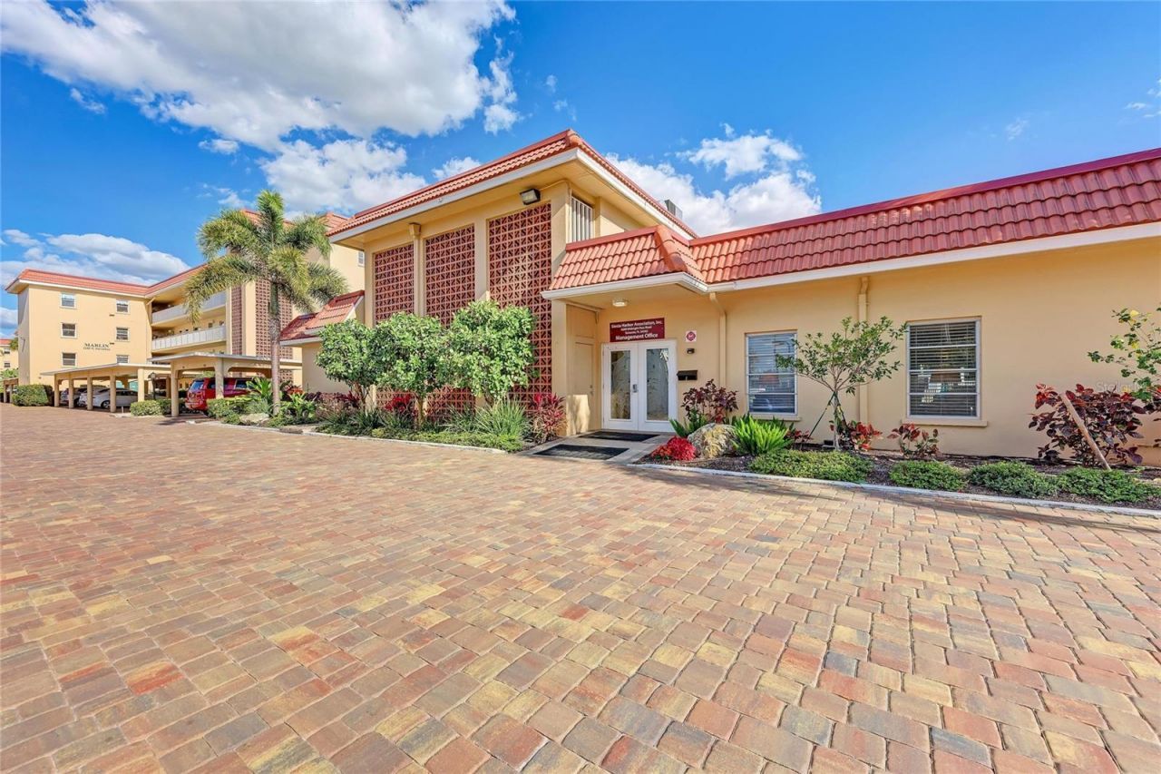 1257 S Portofino Drive, Unit 104, Sarasota, FL 34242 Photo