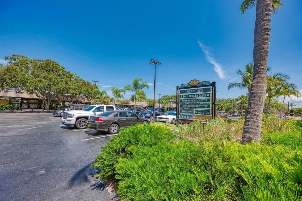 1257 S Portofino Drive, Unit 104, Sarasota, FL 34242 Photo