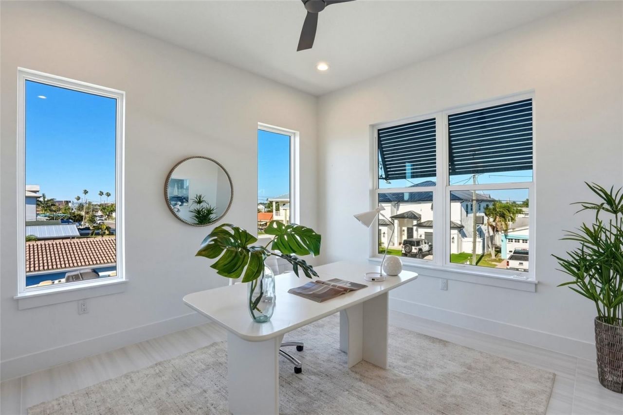 534 Crystal Drive, Madeira Beach, FL 33708 Photo