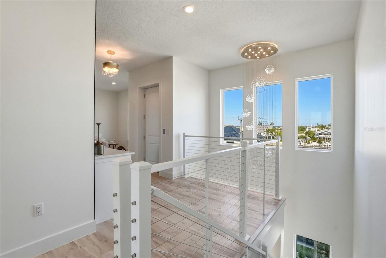 534 Crystal Drive, Madeira Beach, FL 33708 Photo