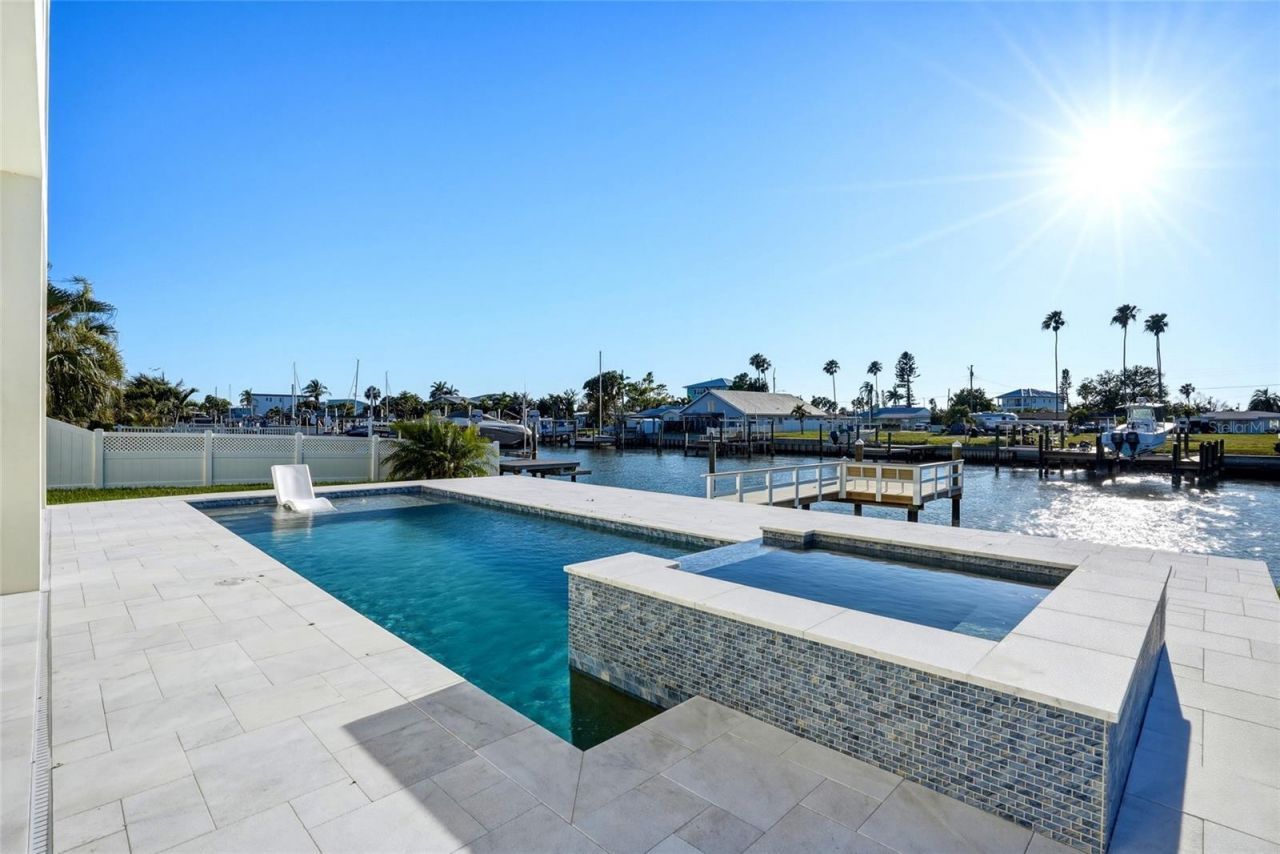 534 Crystal Drive, Madeira Beach, FL 33708 Photo