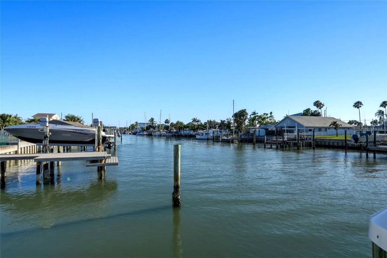 534 Crystal Drive, Madeira Beach, FL 33708 Photo