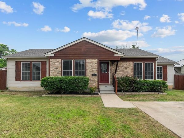 109 S 1st Street , Godley, TX 76044