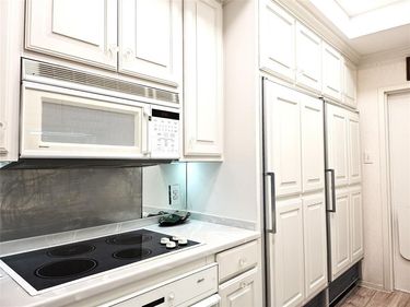 6335 W Northwest Highway, Unit 711, Dallas, TX 75225