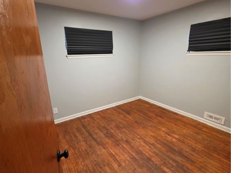 1925 Ridgehill Road, Cleveland, OH 44121 Photo 18