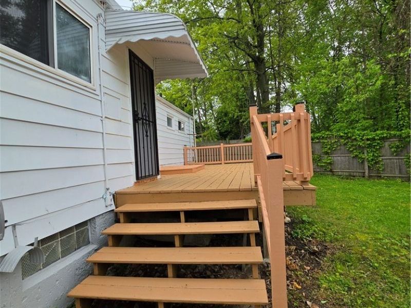 1925 Ridgehill Road, Cleveland, OH 44121 Photo 6