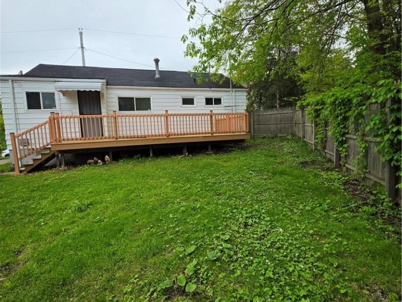 1925 Ridgehill Road, Cleveland, OH 44121 Photo 7