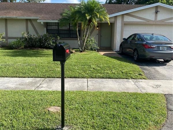 11411 SW 114th St, Unit N/A, Miami, FL 33176