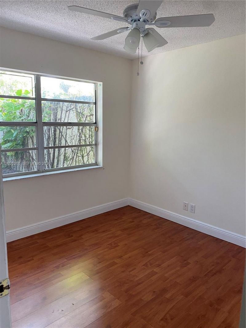 11411 SW 114th St, Unit N/A, Miami, FL 33176 Photo
