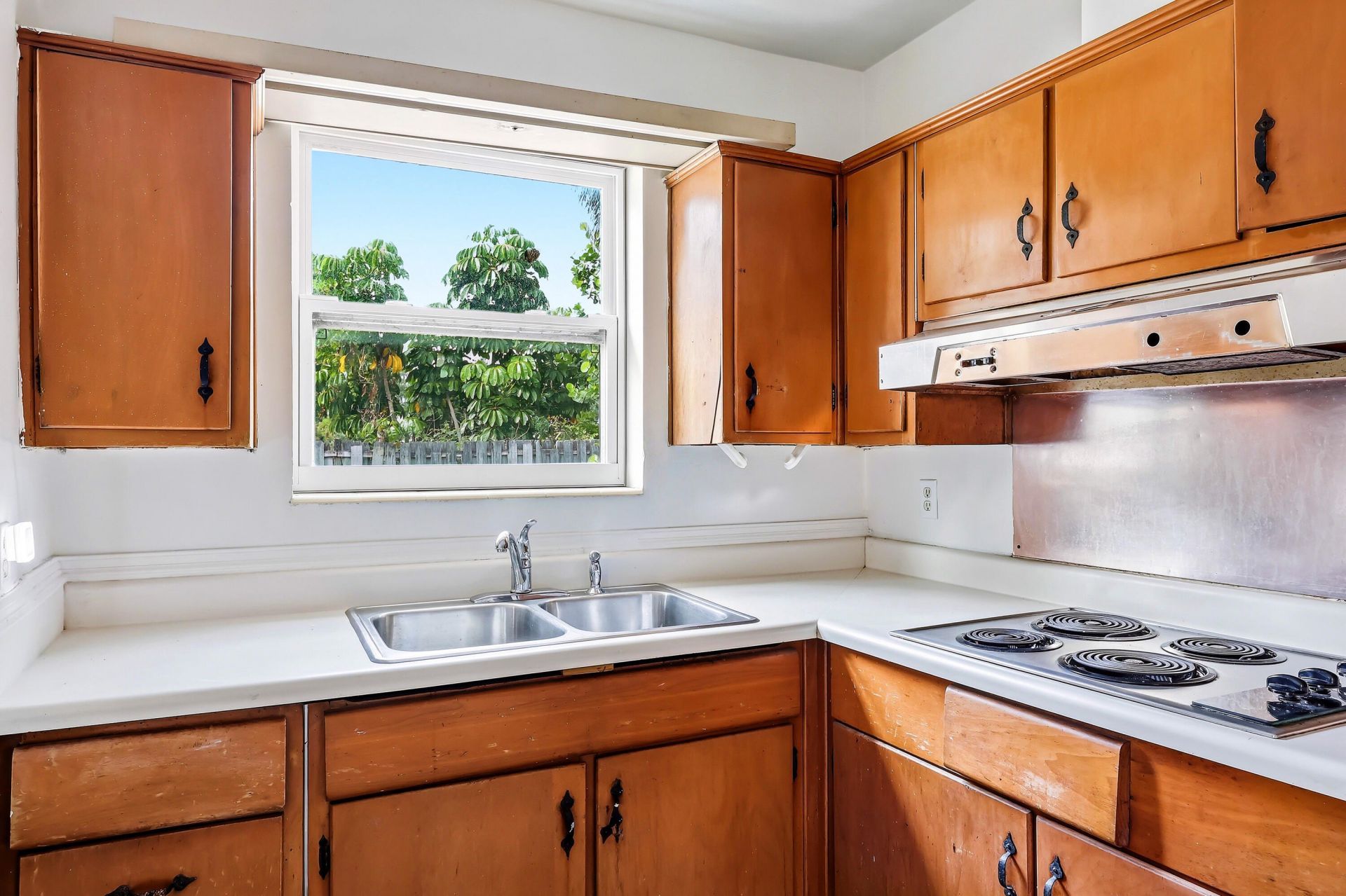 1729 S Congress Avenue, Palm Springs, FL 33461 Photo