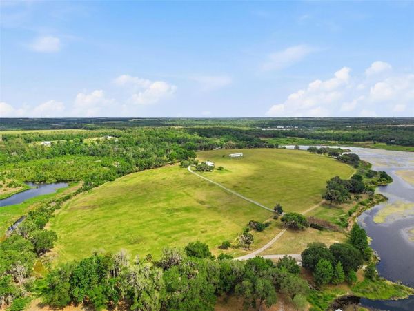 18610 TOWNSEND HOUSE ROAD , DADE CITY, FL 33523